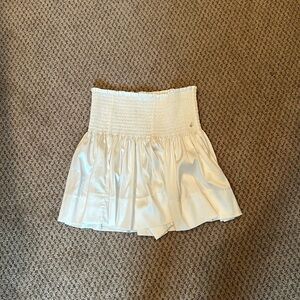 Natural life white mini skirt!